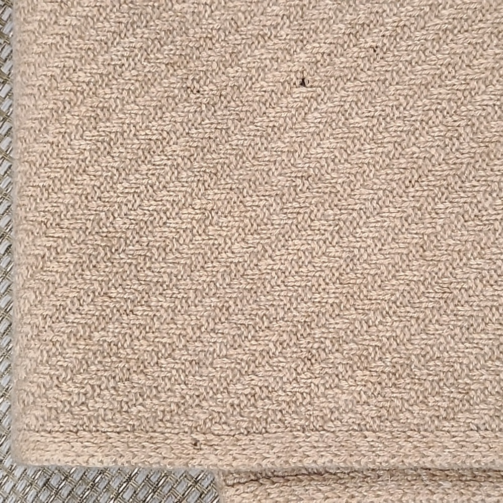 J Crew Soft Cashmere Scarf Neck Soft Warm Classic Neutral Luxe Cozy  *READ - Picture 4 of 4